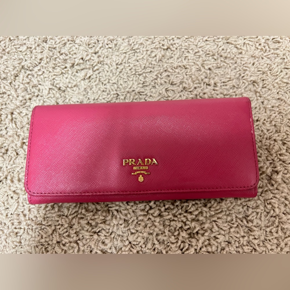 Authentic Prada large saffiano leather wallet
